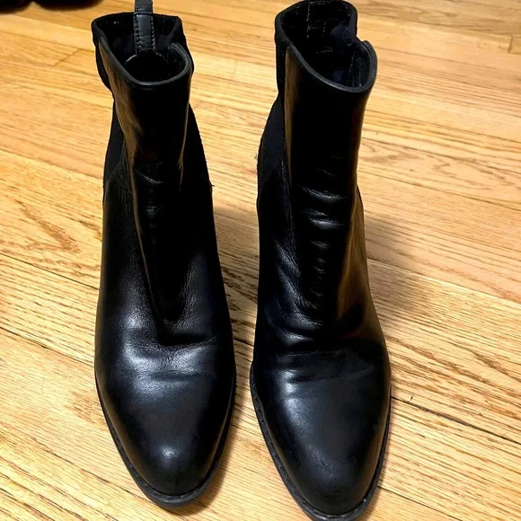 Stuart Weitzman Black Leather Short Boots - Picture 1 of 6